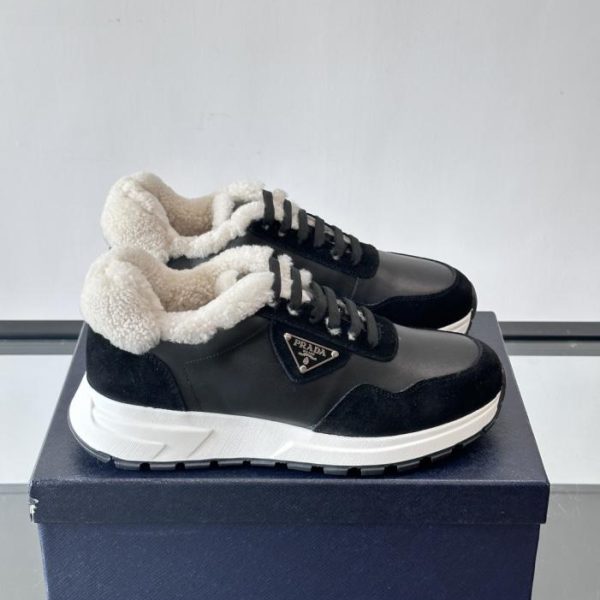 repliche,replica,perfette,siti di,affidabili,migliori siti,dove comprare,1:1,scarpe da ginnastica Contatore / Sneakers casual da uomo Prada (V5R4R)