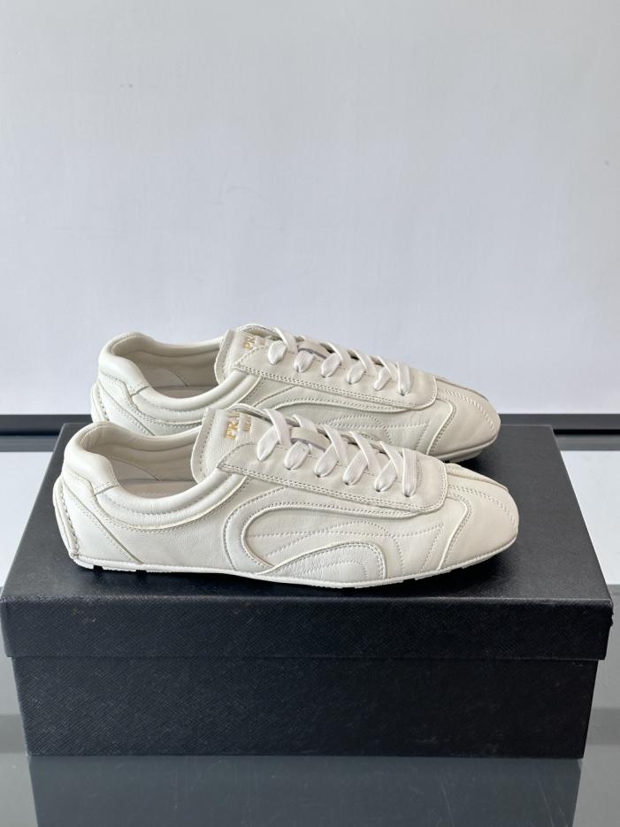 repliche,replica,perfette,siti di,affidabili,migliori siti,dove comprare,1:1,scarpe da ginnastica Contatore / Scarpe da allenamento tedesche Prada Montecarlo, morbida pelle di agnello (GL0LQ) repliche,replica,perfette,siti di,affidabili,migliori siti,dove comprare,1:1,scarpe da ginnastica Contatore / Scarpe da allenamento tedesche Prada Montecarlo, morbida pelle di agnello (GL0LQ)