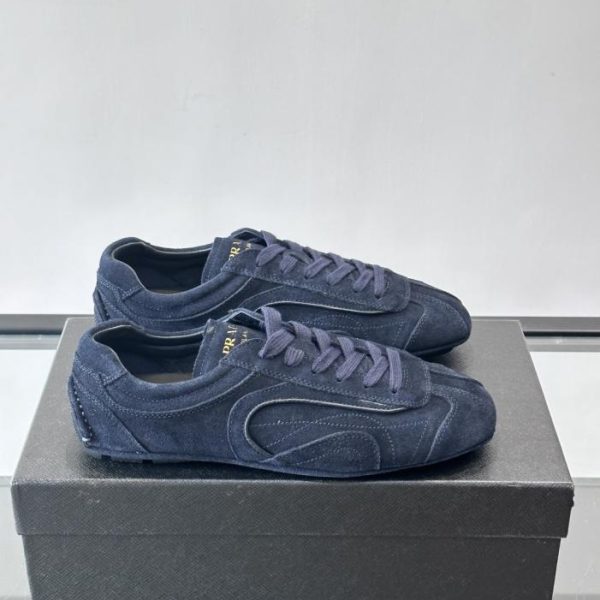 repliche,replica,perfette,siti di,affidabili,migliori siti,dove comprare,1:1,scarpe da ginnastica Contatore / Sneakers Prada Montecarlo in camoscio (VDSZ4)