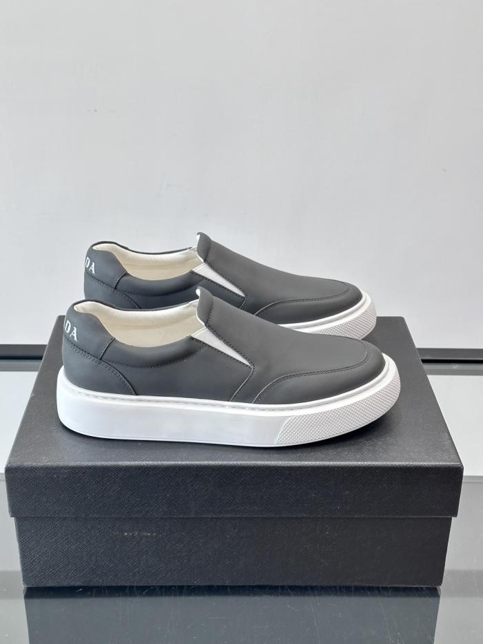 repliche,replica,perfette,siti di,affidabili,migliori siti,dove comprare,1:1,scarpe da ginnastica Contatore / Nuove scarpe casual slip-on da uomo Prada (OEW4D) repliche,replica,perfette,siti di,affidabili,migliori siti,dove comprare,1:1,scarpe da ginnastica Contatore / Nuove scarpe casual slip-on da uomo Prada (OEW4D)