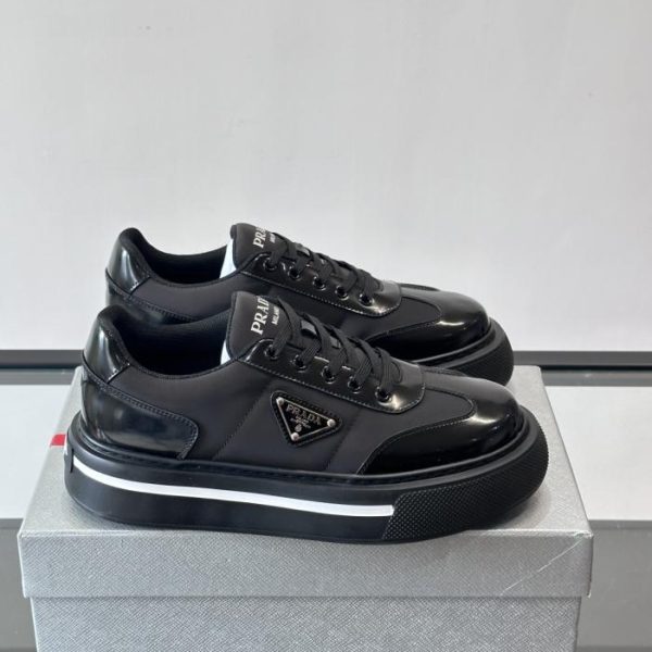repliche,replica,perfette,siti di,affidabili,migliori siti,dove comprare,1:1,scarpe da ginnastica Contatore / Sneakers casual con plateau da uomo Prada (44FBM)