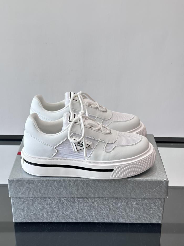 repliche,replica,perfette,siti di,affidabili,migliori siti,dove comprare,1:1,scarpe da ginnastica Contatore / Sneakers casual con plateau da uomo Prada (DDT9R) repliche,replica,perfette,siti di,affidabili,migliori siti,dove comprare,1:1,scarpe da ginnastica Contatore / Sneakers casual con plateau da uomo Prada (DDT9R)