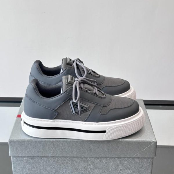repliche,replica,perfette,siti di,affidabili,migliori siti,dove comprare,1:1,scarpe da ginnastica Contatore / Sneakers casual con plateau da uomo Prada (HNR24)