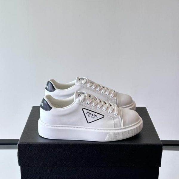 repliche,replica,perfette,siti di,affidabili,migliori siti,dove comprare,1:1,scarpe da ginnastica Contatore / Le nuove sneakers casual con plateau da uomo di Prada (AJAHA)