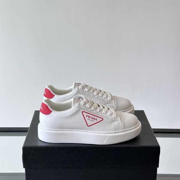 repliche,replica,perfette,siti di,affidabili,migliori siti,dove comprare,1:1,scarpe da ginnastica Contatore / Le nuove sneakers casual con plateau da uomo di Prada (STIXB)