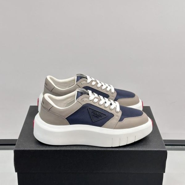 repliche,replica,perfette,siti di,affidabili,migliori siti,dove comprare,1:1,scarpe da ginnastica Contatore / Nuove scarpe da ginnastica casual in morbida pelle da uomo Prada (6MC5Q)