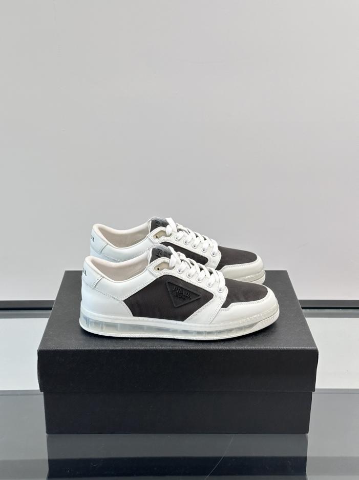 repliche,replica,perfette,siti di,affidabili,migliori siti,dove comprare,1:1,scarpe da ginnastica Contatore / Le nuove scarpe sportive casual in pelle con suola in gomma trasparente di Prada (RWB49) repliche,replica,perfette,siti di,affidabili,migliori siti,dove comprare,1:1,scarpe da ginnastica Contatore / Le nuove scarpe sportive casual in pelle con suola in gomma trasparente di Prada (RWB49)