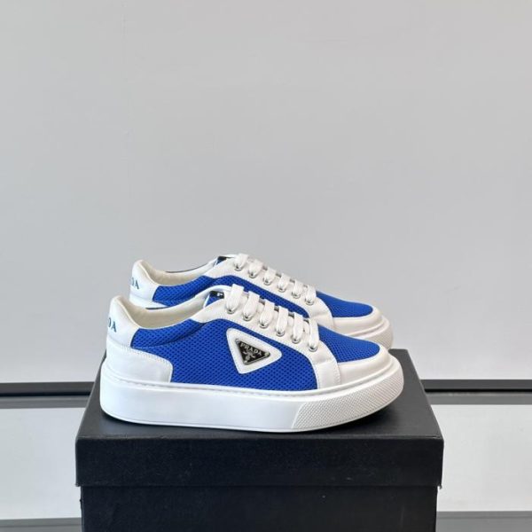 repliche,replica,perfette,siti di,affidabili,migliori siti,dove comprare,1:1,scarpe da ginnastica Contatore / Le nuove scarpe sportive casual in pelle con suola in gomma trasparente di Prada (8WTI9)