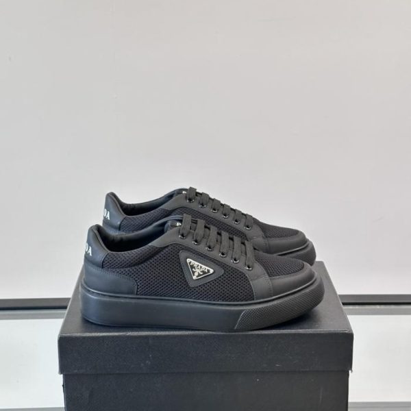 repliche,replica,perfette,siti di,affidabili,migliori siti,dove comprare,1:1,scarpe da ginnastica Contatore / Le nuove scarpe sportive casual in pelle con suola in gomma trasparente di Prada (MQ7FJ)