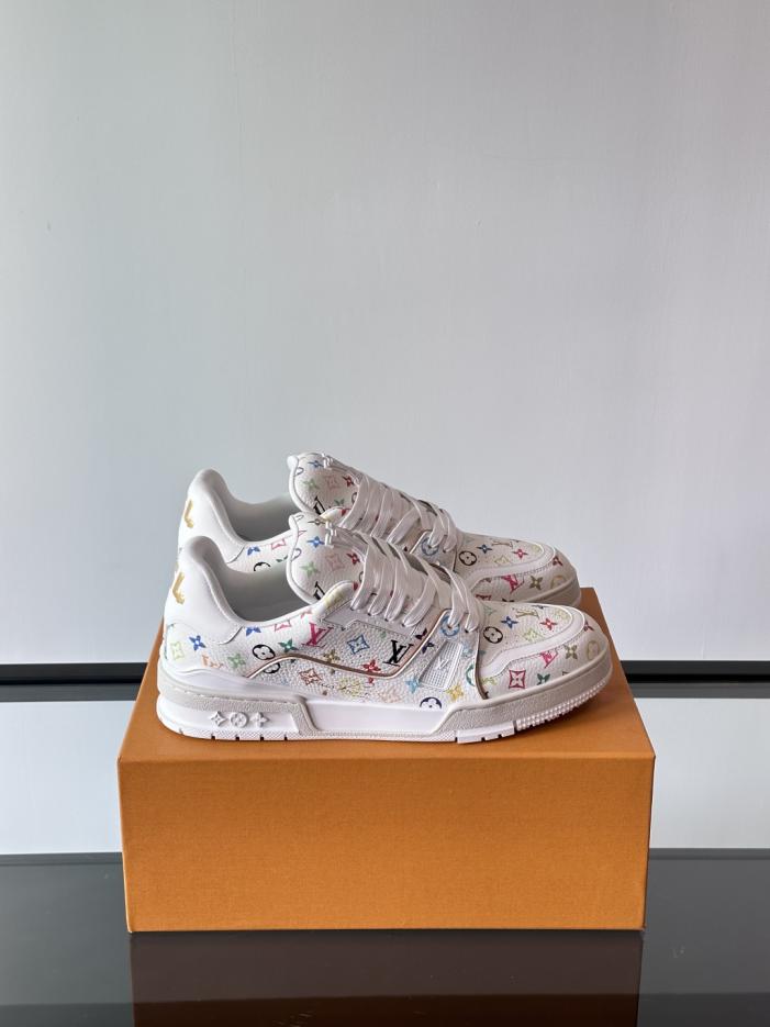 repliche,replica,perfette,siti di,affidabili,migliori siti,dove comprare,1:1,scarpe da ginnastica Le ultime sneaker della serie LV Trainer (AE548) repliche,replica,perfette,siti di,affidabili,migliori siti,dove comprare,1:1,scarpe da ginnastica Le ultime sneaker della serie LV Trainer (AE548)