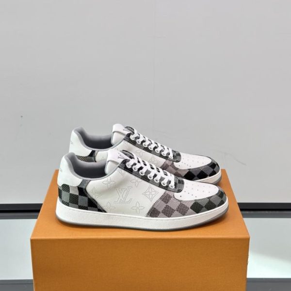 Le classiche sneakers casual da uomo di altissima qualità di LV (LDJ5I)