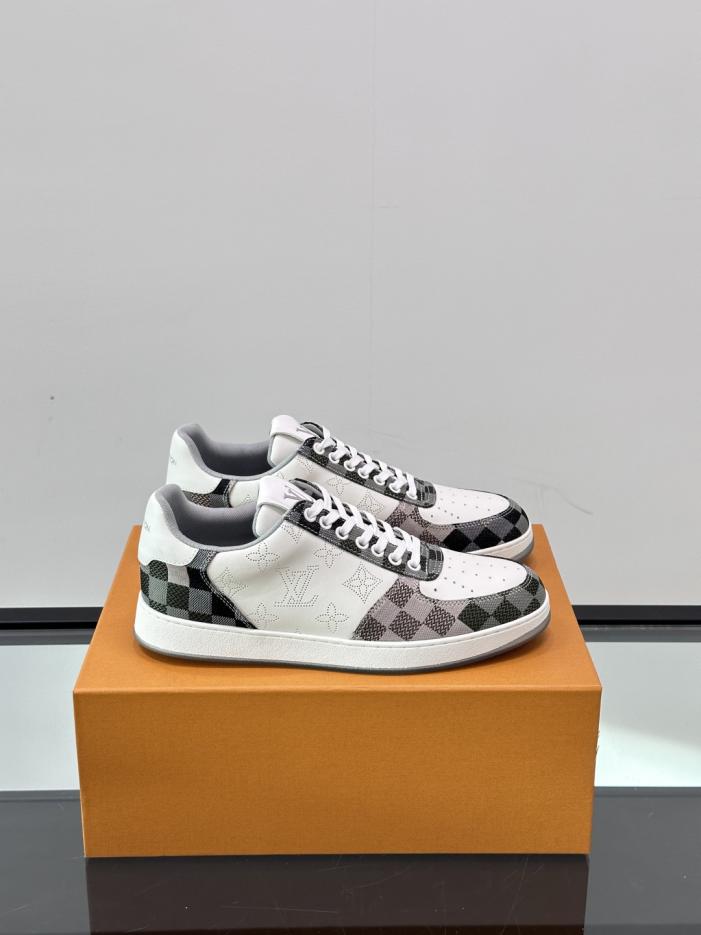 repliche,replica,perfette,siti di,affidabili,migliori siti,dove comprare,1:1,scarpe da ginnastica Le classiche sneakers casual da uomo di altissima qualità di LV (LDJ5I) repliche,replica,perfette,siti di,affidabili,migliori siti,dove comprare,1:1,scarpe da ginnastica Le classiche sneakers casual da uomo di altissima qualità di LV (LDJ5I)