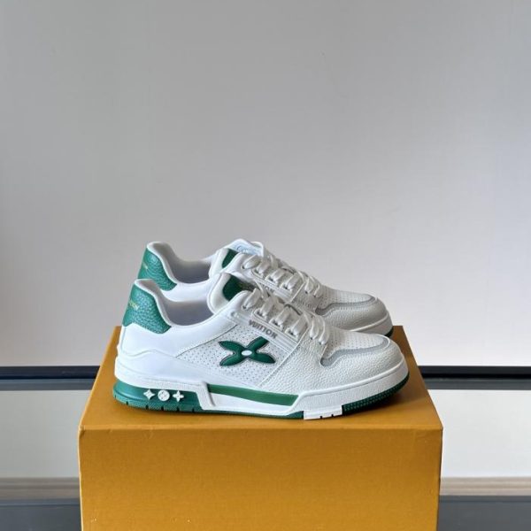 Contatore / Le ultime sneakers della collezione Louis Vuitton (ON419)