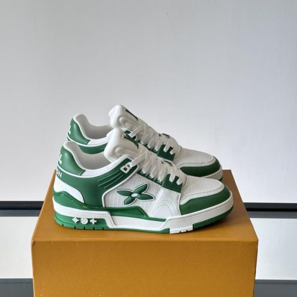 Contatore / Le nuove sneakers di Louis Vuitton (737VL)