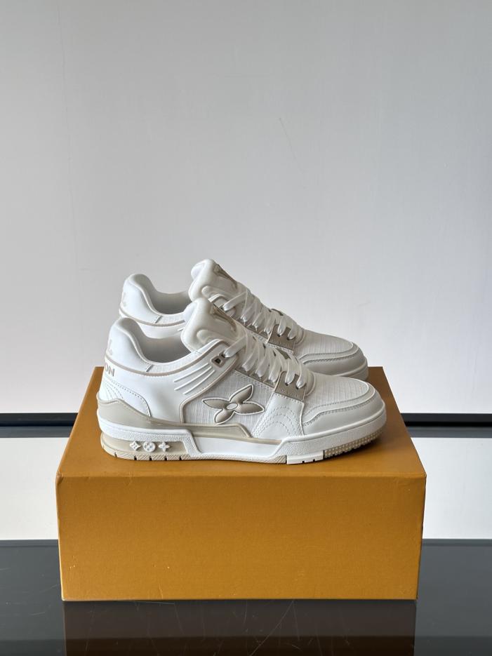 repliche,replica,perfette,siti di,affidabili,migliori siti,dove comprare,1:1,scarpe da ginnastica Contatore / Le nuove sneakers di Louis Vuitton (JB04O) repliche,replica,perfette,siti di,affidabili,migliori siti,dove comprare,1:1,scarpe da ginnastica Contatore / Le nuove sneakers di Louis Vuitton (JB04O)