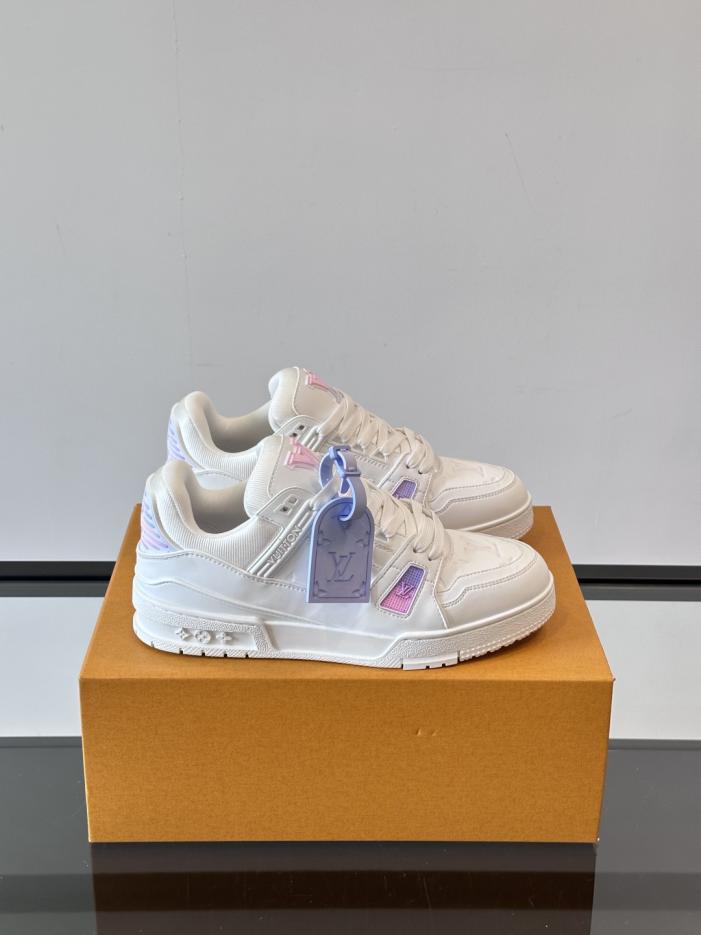 repliche,replica,perfette,siti di,affidabili,migliori siti,dove comprare,1:1,scarpe da ginnastica Contatore / Sneakers LV TRAINER sfumate lavate (G7OOD) repliche,replica,perfette,siti di,affidabili,migliori siti,dove comprare,1:1,scarpe da ginnastica Contatore / Sneakers LV TRAINER sfumate lavate (G7OOD)