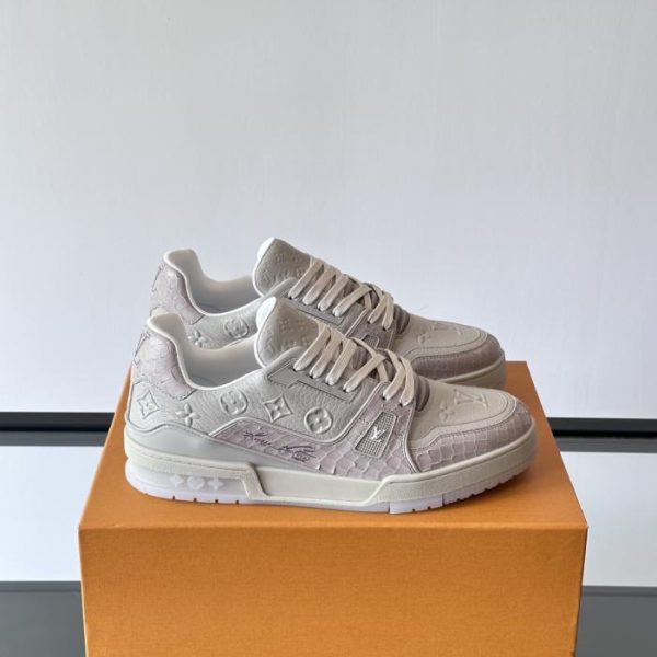 Contatore / Nuova colorazione per le sneakers da uomo LV (6ADR0)