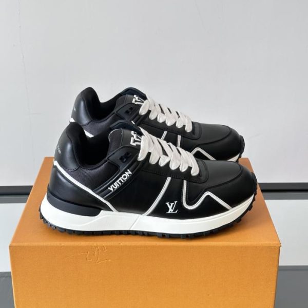 Contatore / Sneakers Louis Vuitton Run Away Maxi New Fat (S8G5O)