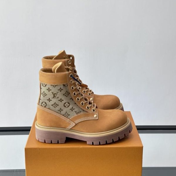 Contatore / LOUIS VUITTON Nuovi stivaletti alti casual con plateau e lacci da uomo (CBFO6)