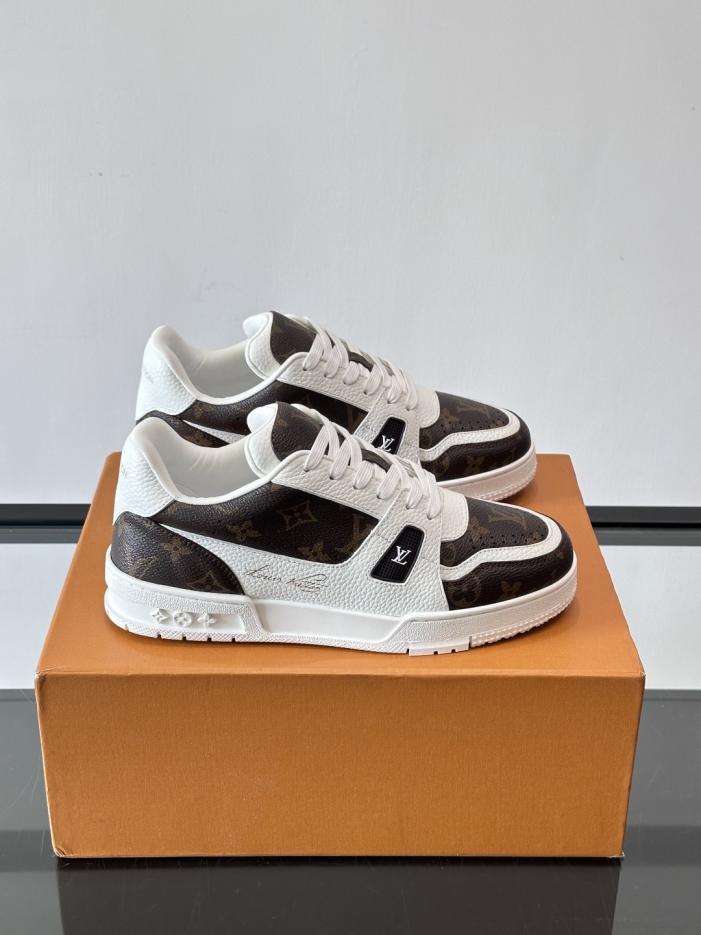 repliche,replica,perfette,siti di,affidabili,migliori siti,dove comprare,1:1,scarpe da ginnastica Contatore / Le nuove sneaker Trainer di LV (FYLX8) repliche,replica,perfette,siti di,affidabili,migliori siti,dove comprare,1:1,scarpe da ginnastica Contatore / Le nuove sneaker Trainer di LV (FYLX8)