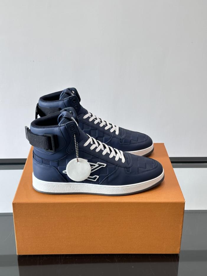repliche,replica,perfette,siti di,affidabili,migliori siti,dove comprare,1:1,scarpe da ginnastica Contatore / Sneakers casual alte classiche da uomo LV autunno/inverno (2K3HZ) repliche,replica,perfette,siti di,affidabili,migliori siti,dove comprare,1:1,scarpe da ginnastica Contatore / Sneakers casual alte classiche da uomo LV autunno/inverno (2K3HZ)