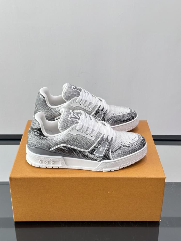 repliche,replica,perfette,siti di,affidabili,migliori siti,dove comprare,1:1,scarpe da ginnastica Contatore / Sneakers LV Trainer con stampa pitone (I39XK) repliche,replica,perfette,siti di,affidabili,migliori siti,dove comprare,1:1,scarpe da ginnastica Contatore / Sneakers LV Trainer con stampa pitone (I39XK)