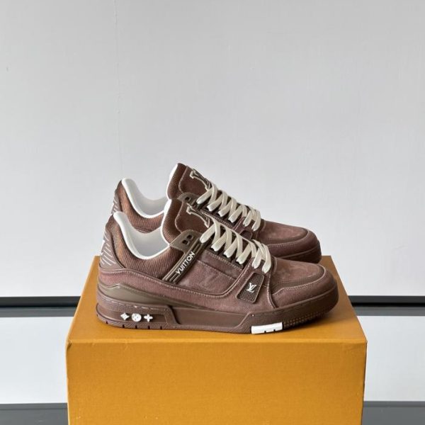 Contatore / Le ultime sneaker della serie Louis Vuitton Trainer (NH89Q)