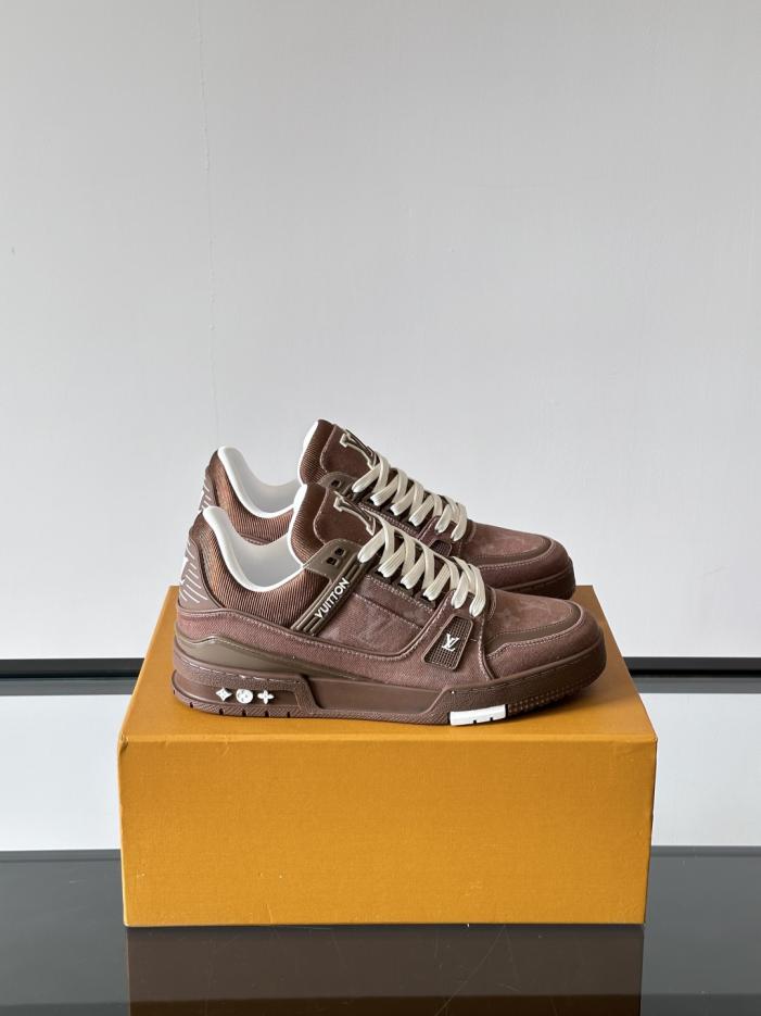 repliche,replica,perfette,siti di,affidabili,migliori siti,dove comprare,1:1,scarpe da ginnastica Contatore / Le ultime sneaker della serie Louis Vuitton Trainer (NH89Q) repliche,replica,perfette,siti di,affidabili,migliori siti,dove comprare,1:1,scarpe da ginnastica Contatore / Le ultime sneaker della serie Louis Vuitton Trainer (NH89Q)