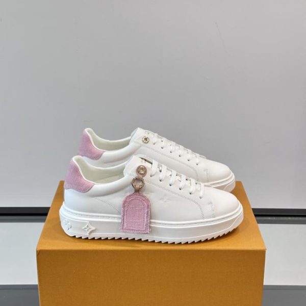 repliche,replica,perfette,siti di,affidabili,migliori siti,dove comprare,1:1,scarpe da ginnastica Contatore / Le nuove sneakers Time Out di Louis Vuitton per la coppia (JTAL9)