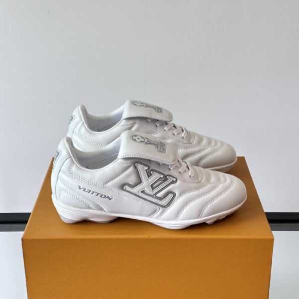 repliche,replica,perfette,siti di,affidabili,migliori siti,dove comprare,1:1,scarpe da ginnastica Contatore / Coppia di scarpe da ginnastica/scarponi da calcio Louis Vuitton (UTVBV)