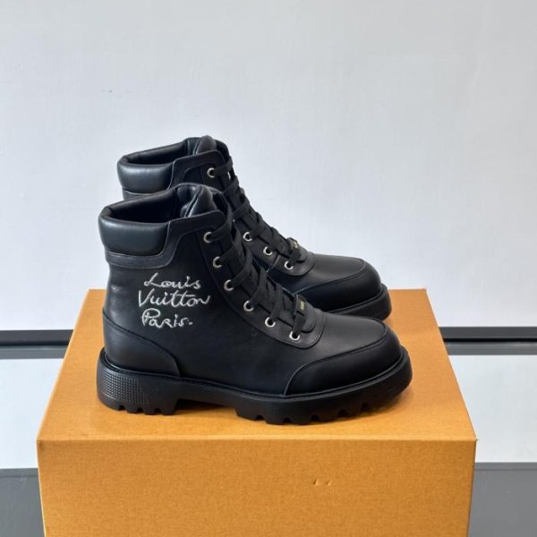repliche,replica,perfette,siti di,affidabili,migliori siti,dove comprare,1:1,scarpe da ginnastica Contatore / I nuovi stivali autunno/inverno di LV (ZA3B8)