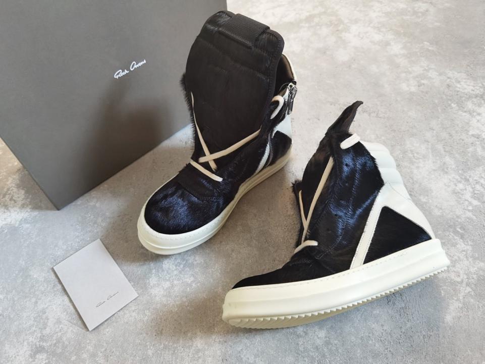 repliche,replica,perfette,siti di,affidabili,migliori siti,dove comprare,1:1,scarpe da ginnastica Rick Owens Triangolo invertito bianco con crine di cavallo nero (3NLMS) repliche,replica,perfette,siti di,affidabili,migliori siti,dove comprare,1:1,scarpe da ginnastica Rick Owens Triangolo invertito bianco con crine di cavallo nero (3NLMS)