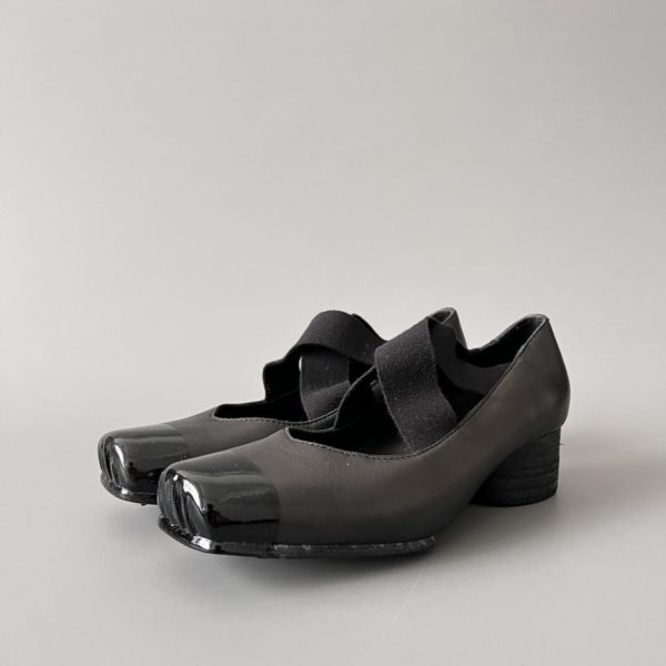 repliche,replica,perfette,siti di,affidabili,migliori siti,dove comprare,1:1,scarpe da ginnastica Ballerine con punta quadrata UMA WANG, nere (TCHTV)