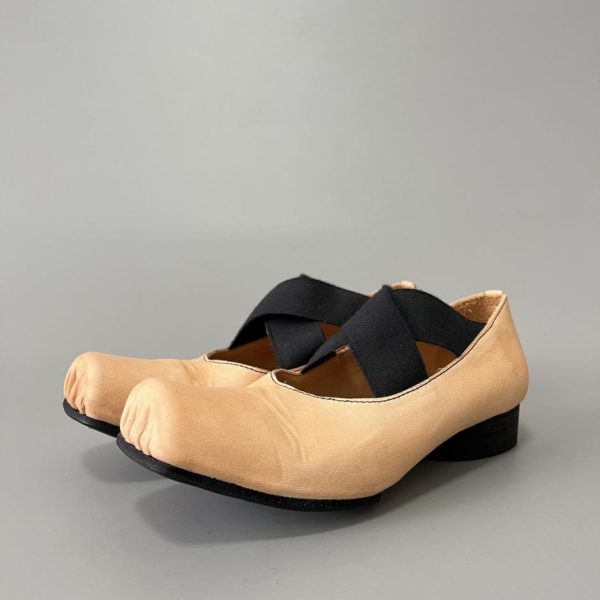 repliche,replica,perfette,siti di,affidabili,migliori siti,dove comprare,1:1,scarpe da ginnastica Ballerine UMA WANG con punta quadrata, colore nude (IBYZ5)
