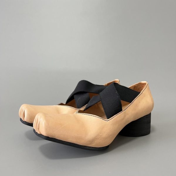 repliche,replica,perfette,siti di,affidabili,migliori siti,dove comprare,1:1,scarpe da ginnastica UMA WANG ballerine con punta squadrata, colore nudo (5U7VR)