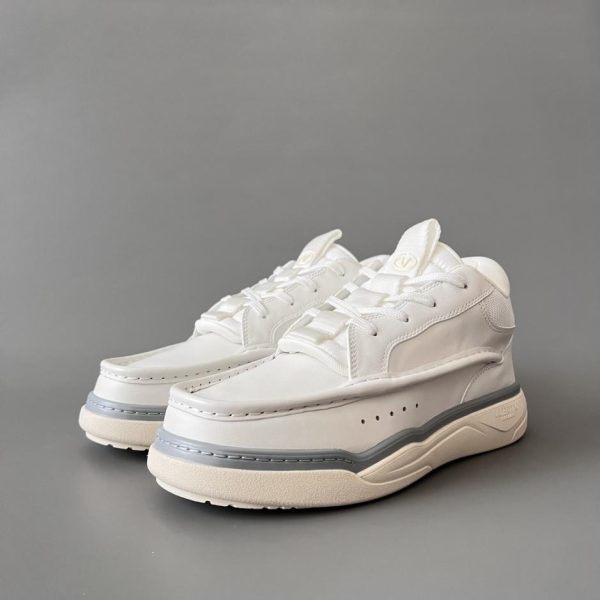 repliche,replica,perfette,siti di,affidabili,migliori siti,dove comprare,1:1,scarpe da ginnastica Scarpe casual basse con punta arrotondata e lacci Valentino da uomo (OC787)