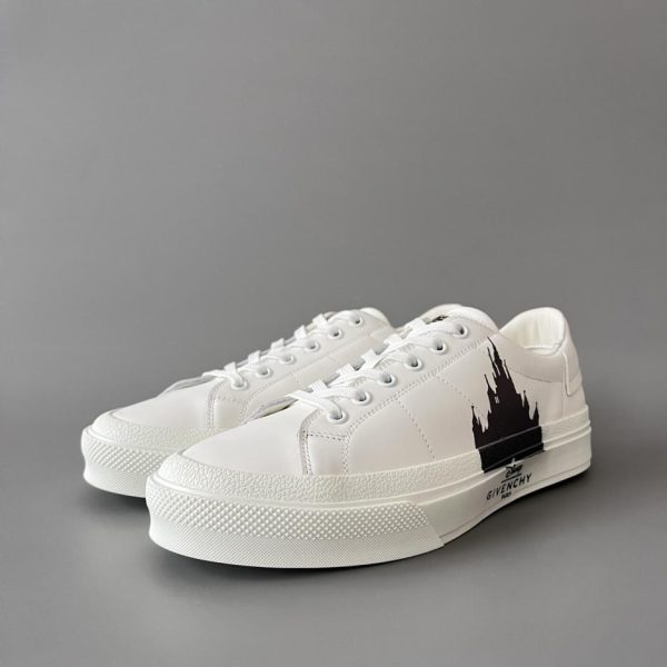 repliche,replica,perfette,siti di,affidabili,migliori siti,dove comprare,1:1,scarpe da ginnastica Sneakers da coppia GIVENCHY City COURT Disney Castle, bianche e nere (taglia personalizzata 41) (9LY59)