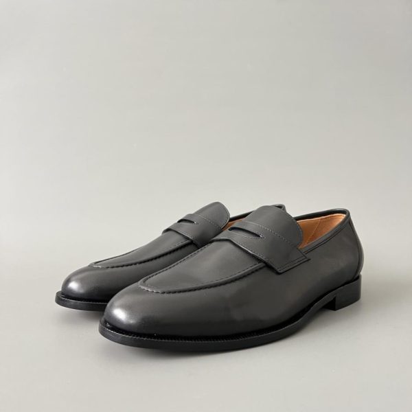 repliche,replica,perfette,siti di,affidabili,migliori siti,dove comprare,1:1,scarpe da ginnastica Mocassini slip-on da uomo in pelle di vitello Sergio Loro Piana con punta tonda (N6LG0)