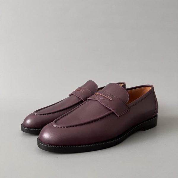 Mocassini slip-on da donna in pelle di vitello Sergio di Loro Piana (DWKCU)