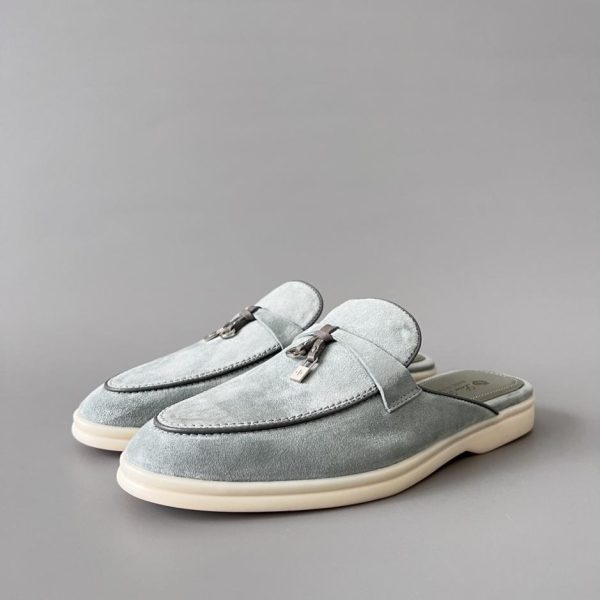 Loro Piana Round Toe Low-Top Semi-Trailer, Color Eucalipto, (D8A2G)