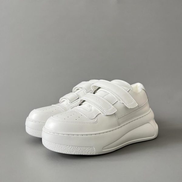 repliche,replica,perfette,siti di,affidabili,migliori siti,dove comprare,1:1,scarpe da ginnastica Scarpe casual basse con lacci e punta tonda in pelle con velcro di Acne Studios, bianche, da donna (DWQW2)