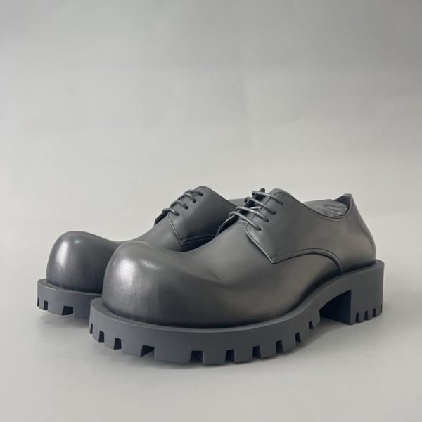 repliche,replica,perfette,siti di,affidabili,migliori siti,dove comprare,1:1,scarpe da ginnastica Scarpe derby Balenciaga Sergent in pelle di vitello liscia a quattro occhielli, nere (2TJHI)