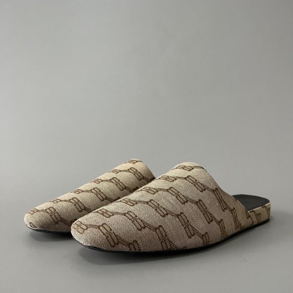 repliche,replica,perfette,siti di,affidabili,migliori siti,dove comprare,1:1,scarpe da ginnastica Sandali alla moda Balenciaga Cozy Flat Slip-on (38,45 (8D03V))