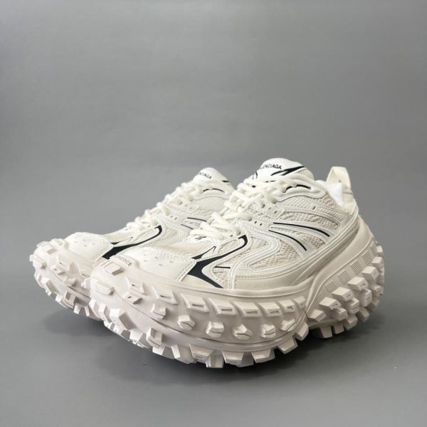 repliche,replica,perfette,siti di,affidabili,migliori siti,dove comprare,1:1,scarpe da ginnastica Sneakers Balenciaga Defender bianche con stampa di pneumatici, stile unisex (35VKJ)