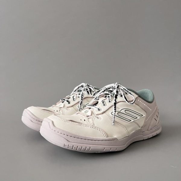 repliche,replica,perfette,siti di,affidabili,migliori siti,dove comprare,1:1,scarpe da ginnastica Scarpe casual basse Balenciaga Hamptons Worn-Out con logo in rilievo, bianche e verdi, unisex (U5BOY)