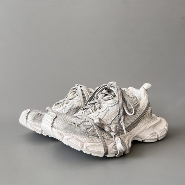 repliche,replica,perfette,siti di,affidabili,migliori siti,dove comprare,1:1,scarpe da ginnastica Scarpe Balenciaga 3XL in mesh con lacci e tomaia alta e effetto consumato (EB1XJ)