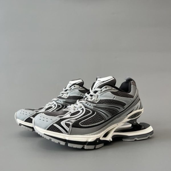 Scarpe sportive casual basse antiscivolo con lacci in rete e nylon Balenciaga X-Pander, grigio (59JV7)