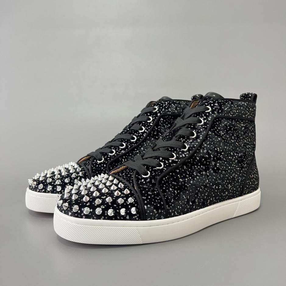 repliche,replica,perfette,siti di,affidabili,migliori siti,dove comprare,1:1,scarpe da ginnastica Christian Louboutin Lou Spikes Sneakers alte con borchie nere scintillanti (5I52D) repliche,replica,perfette,siti di,affidabili,migliori siti,dove comprare,1:1,scarpe da ginnastica Christian Louboutin Lou Spikes Sneakers alte con borchie nere scintillanti (5I52D)