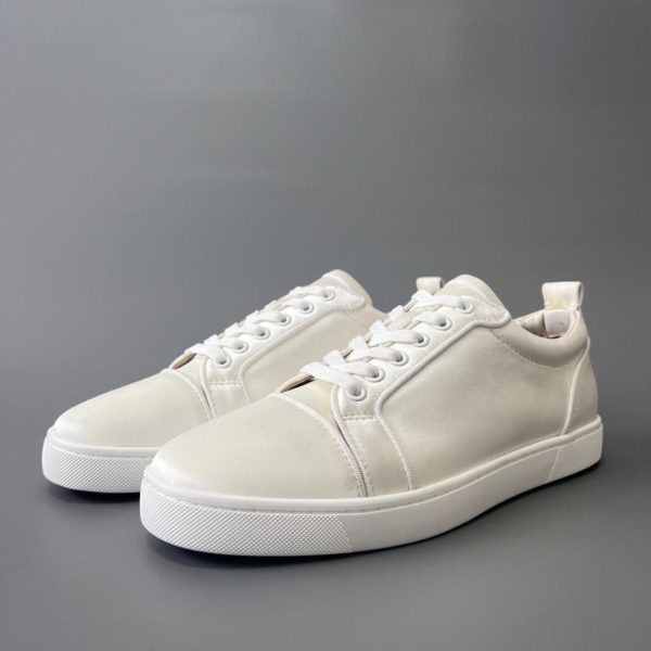 repliche,replica,perfette,siti di,affidabili,migliori siti,dove comprare,1:1,scarpe da ginnastica Sneakers basse Christian Louboutin Louis Junior Spikes in seta bianca (LA2R1)