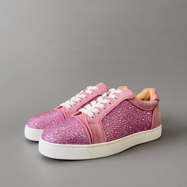 Christian Louboutin Louis Junior Spikes Sneakers basse con diamanti rosa (9CGM9)